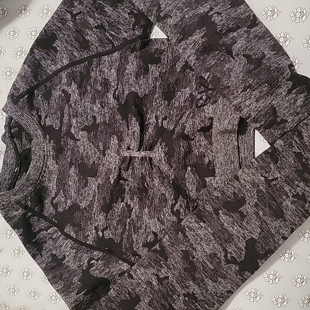 GYMSHARK 🦈 Camo Seamless Black Top